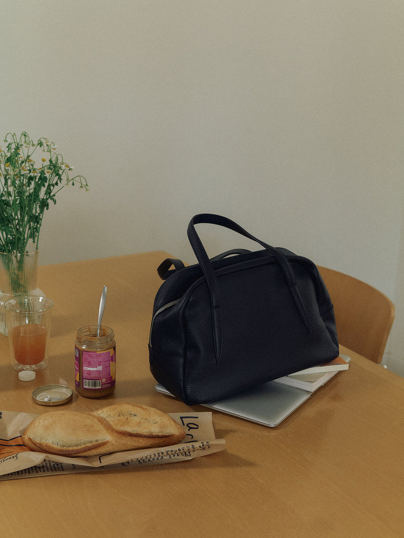 Willo Leather Bowling Bag Black