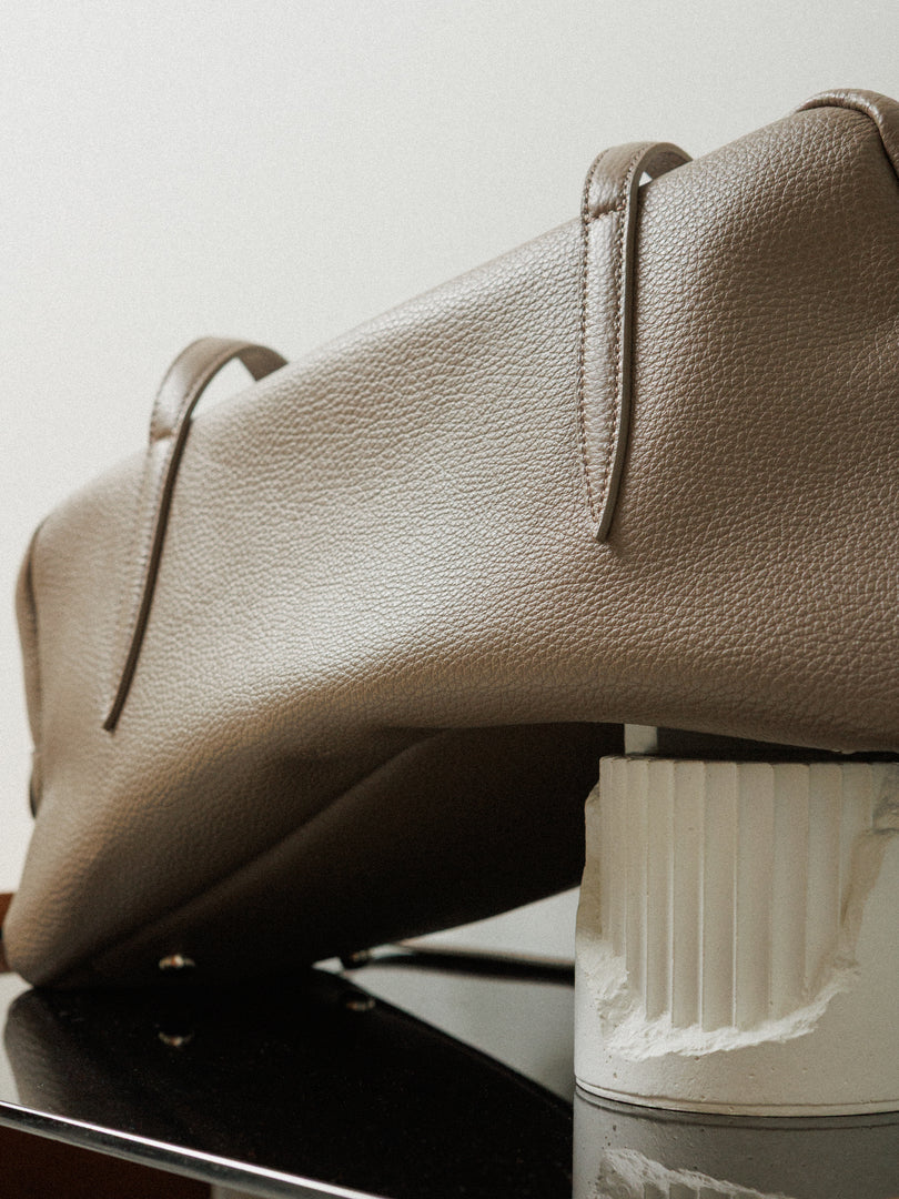 Willo Flute Shoulder Bag Taupe