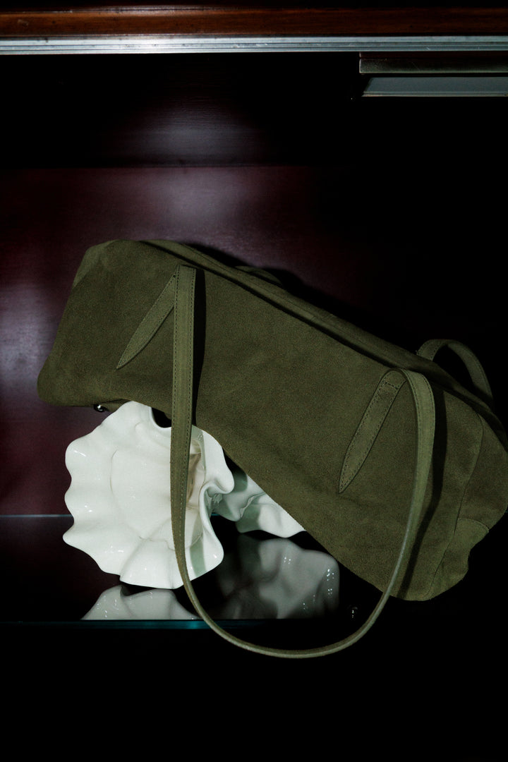 Willo Flute Shoulder Bag Suede Olive
