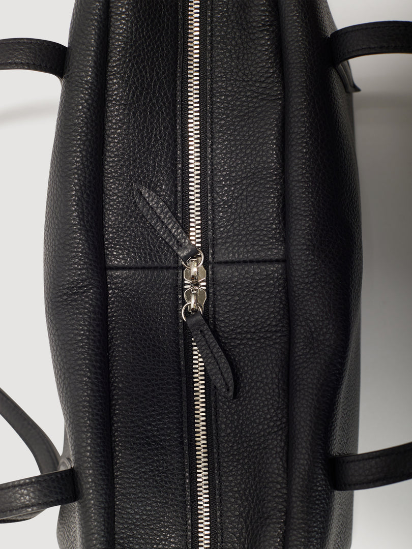[Ships as available from 10/24] Willo Flute Bag Black