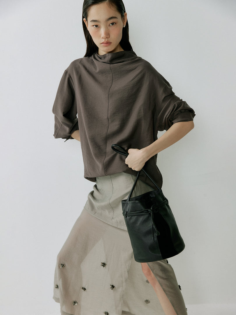 [Ships as available from 10/24] Tulip Bucket Bag Black
