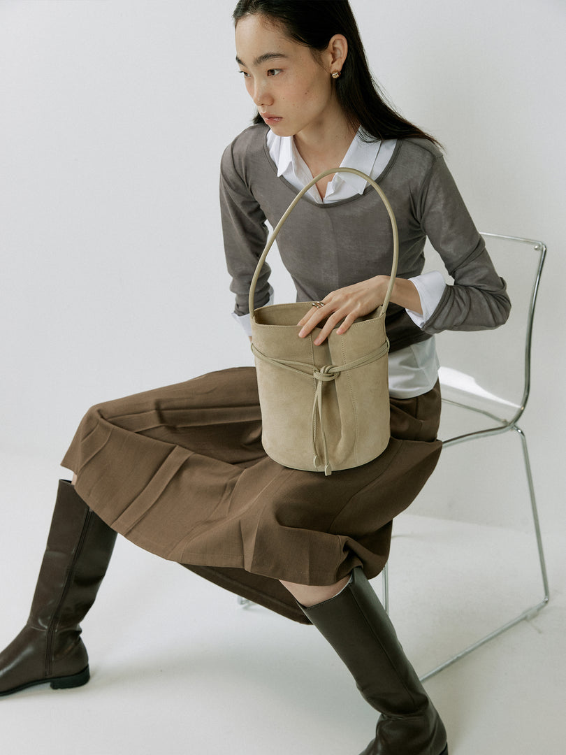 [Ships as available from 10/24] Tulip Bucket Bag Suede Ivory