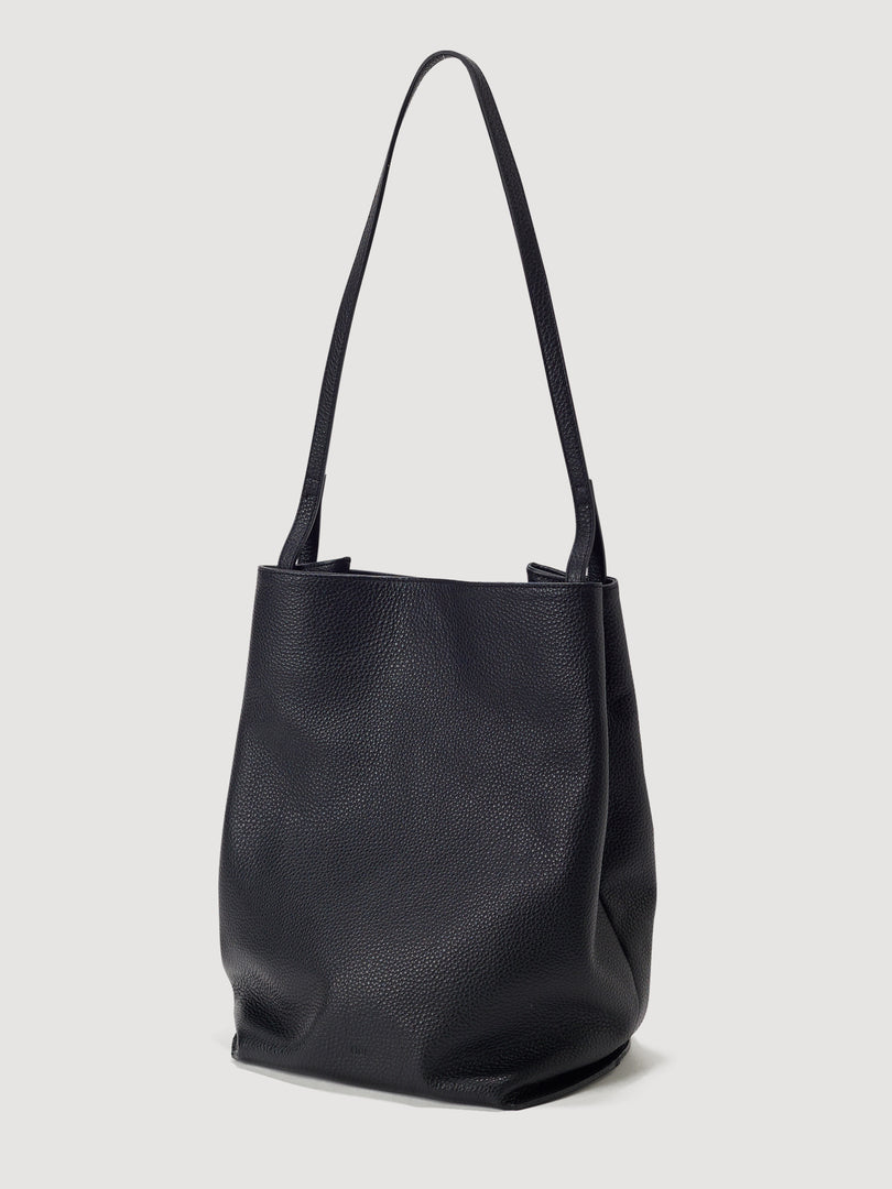 Calla Leather Bucket Bag Black