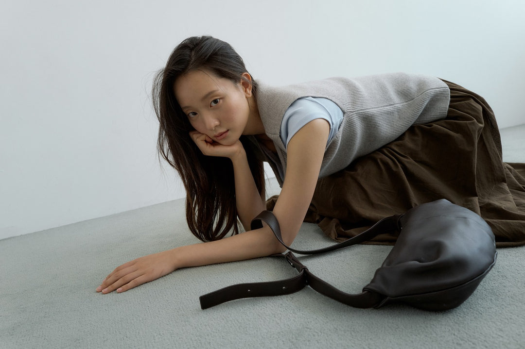 Ohwi Leather Sling Bag Brown