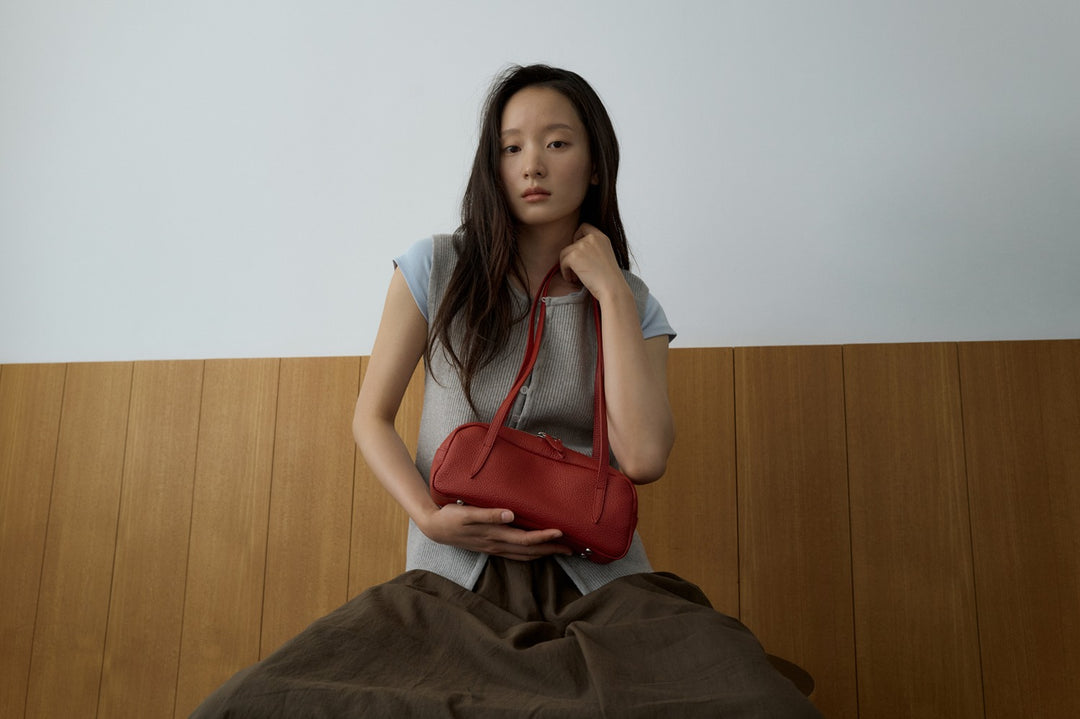 Willo Flute Mini Shoulder Bag Red