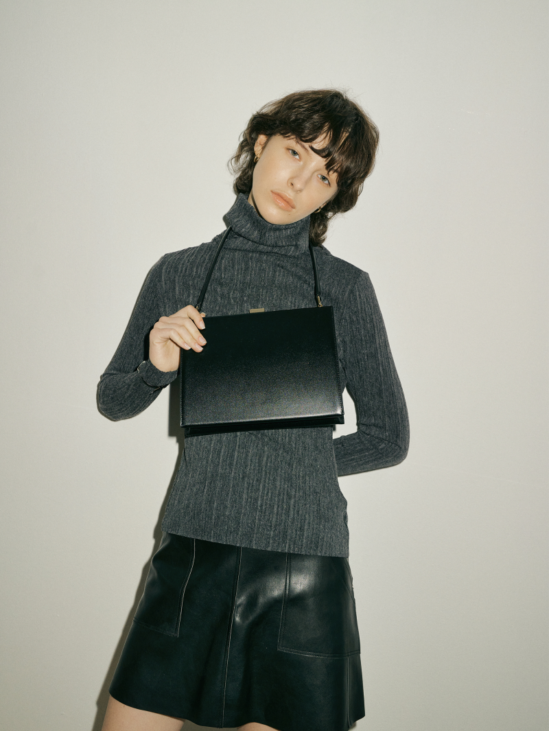 [Refurb Sale] Mona Frame Bag Black Calf_Gold Frame