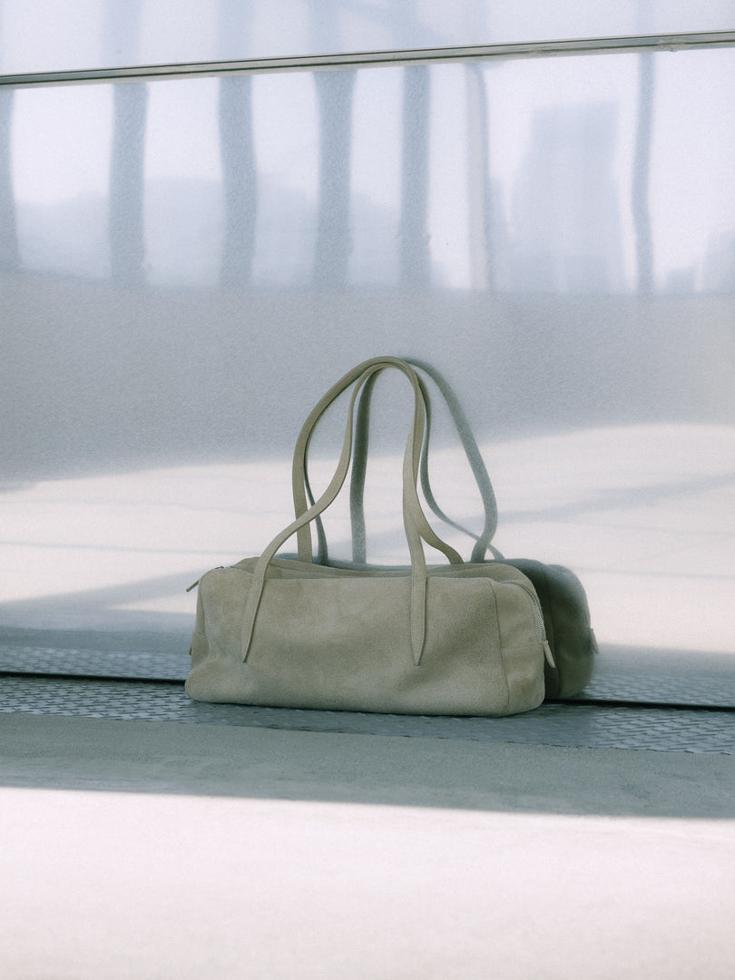 Willo Flute Bag Suede Beige