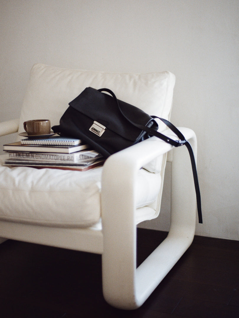 [Pre-order · Ships from Dec 26] Delfi Satchel Bag Large Black